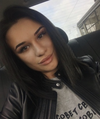 Открой для себя мир страсти и наслаждения со мной. 🔥
Мои услуги наполнены энергией и удовольствием, которое ты никогда не забудешь. Я умею слушать и понимать твои желания, будь то нежность или страсть. 💋
Живу в Москве и готова встретиться с тобой в любом удобном для тебя месте. У меня есть великолепные отзывы от моих предыдущих партнеров, которые оценивают мои навыки и креативный подход к удовлетворению их фантазий. 🌟
Не упускай возможность окунуться в мир наслаждения со мной. Обещаю, что наше свидание будет запоминающимся и неотразимым. Оставь заявку и стань одним из тех, кто испытал неповторимые мгновения со мной. 💫 15358, 20 лет